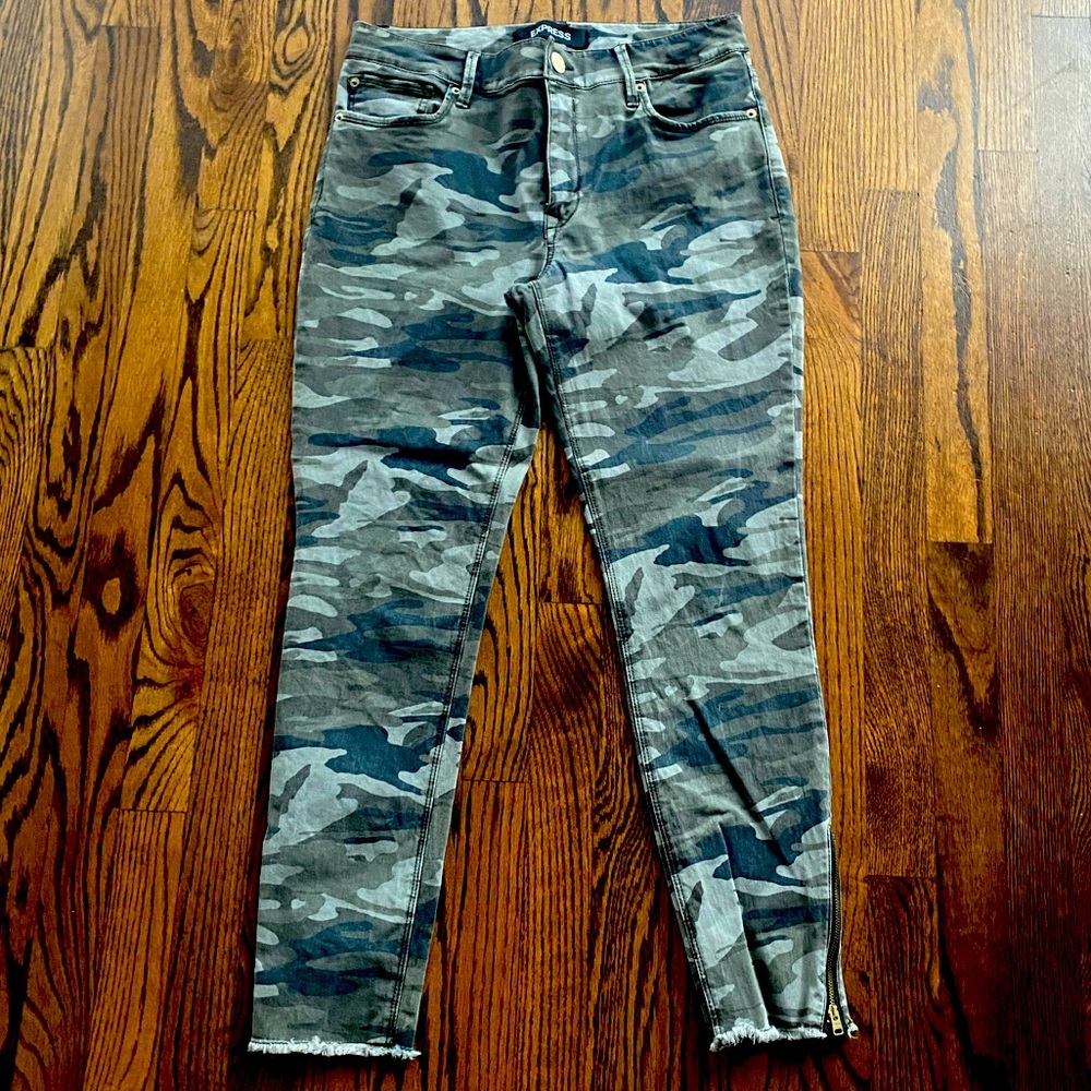 Express Camo Mid-Rise Ankle Leggings - 10R